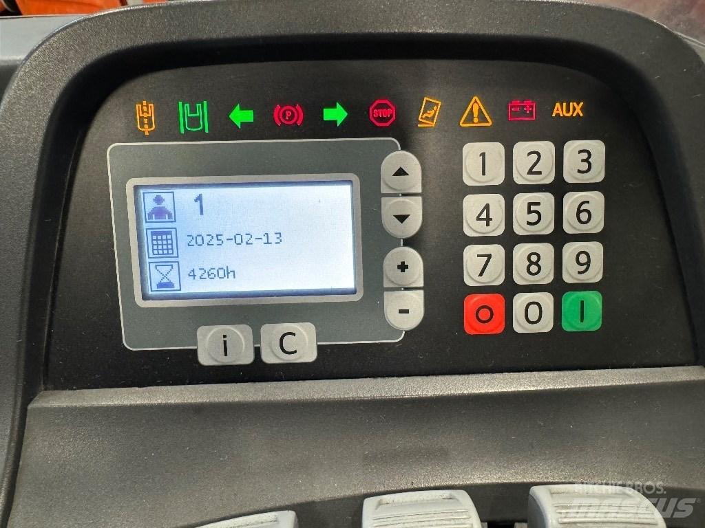 Toyota RRE160R Työntömastotrukit