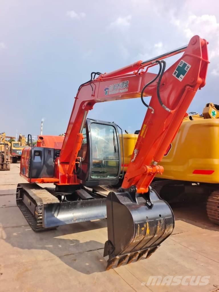 Hitachi ZX 70 Midikaivukoneet 7t - 12t