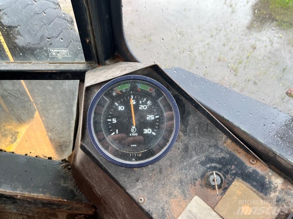 Lännen C10 Pyöräkaivukoneet