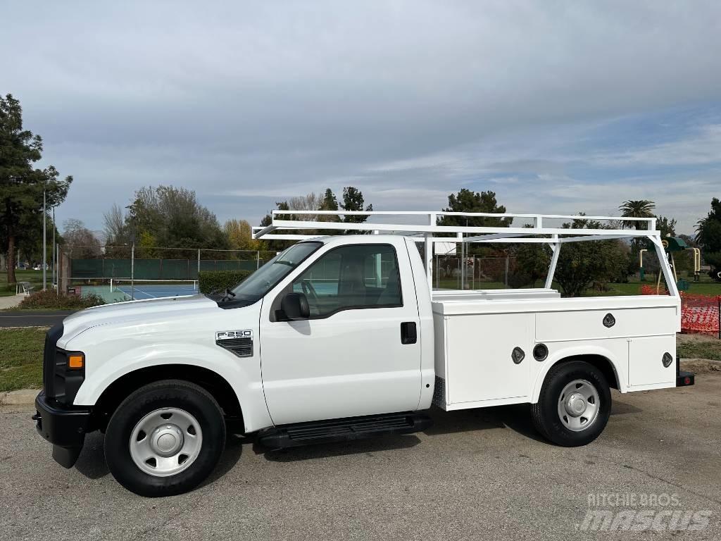 Ford F 250 SD Lava-autot