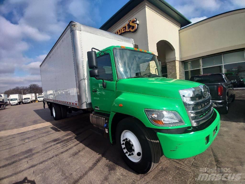 Hino 338 Umpikorikuorma-autot