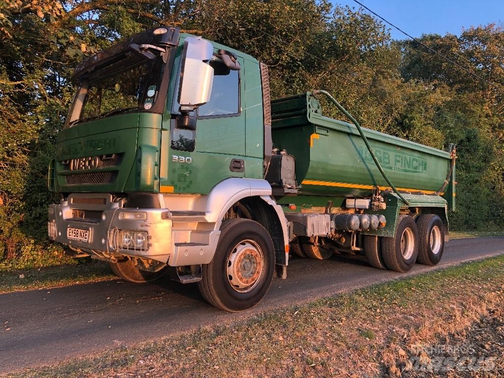 Iveco AD 260 T33 Sora- ja kippiautot