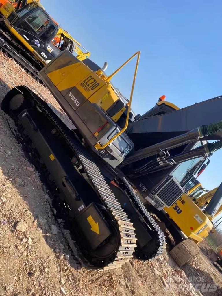 Volvo EC 210 D Telakaivukoneet