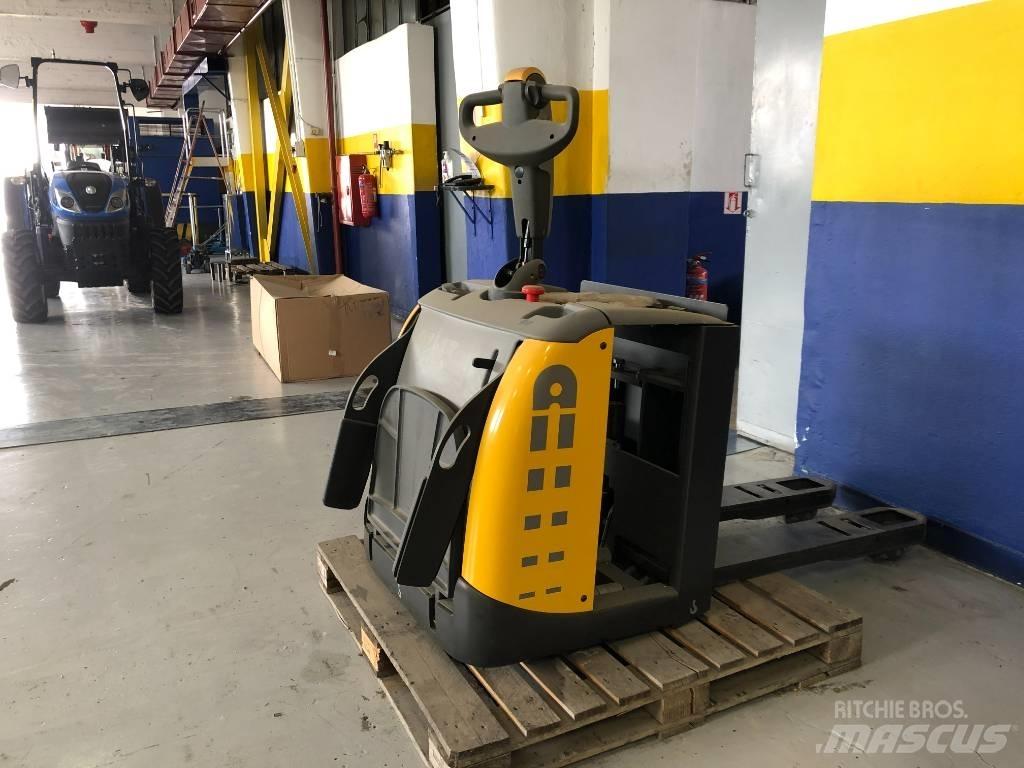 Atlet PLP200P Lavansiirtotrukit ajotasolla