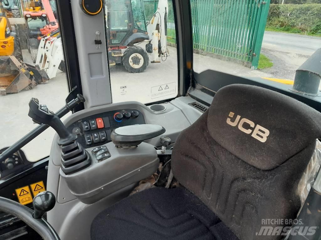 JCB TM 320 S Maatalouskurottajat