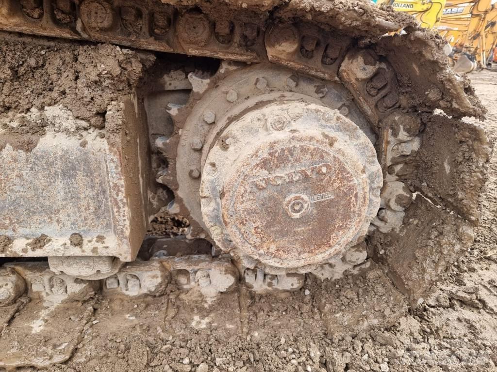 Volvo EC 240 C L Telakaivukoneet