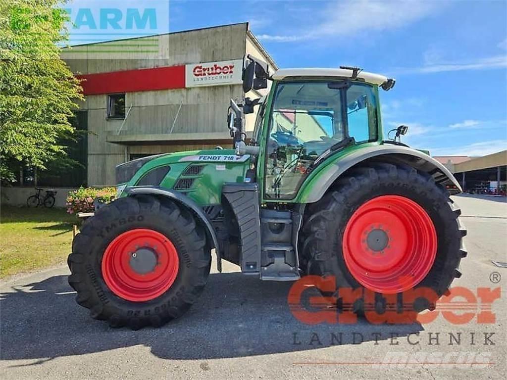 Fendt 718 Traktorit