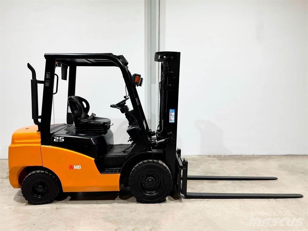  CPCD25T8 S4S Dieseltrukit