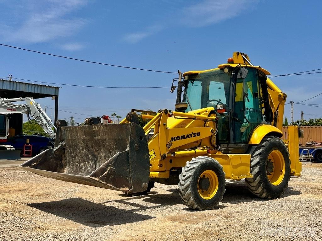 Komatsu WB 97 R Kaivurikuormaajat