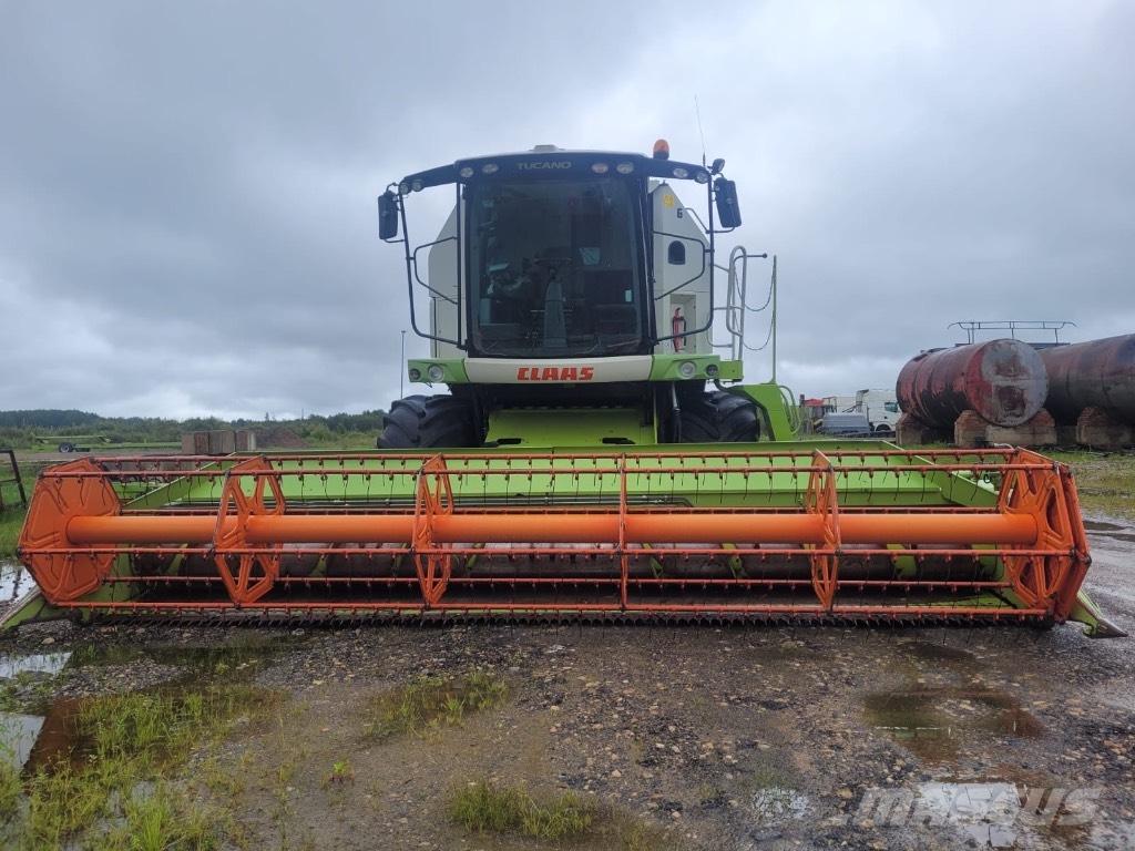 CLAAS Tucano 480 Leikkuupuimurit