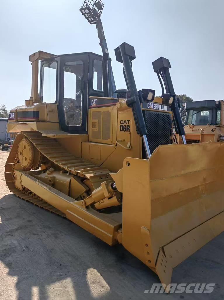 CAT D 6 R Tiehöylät