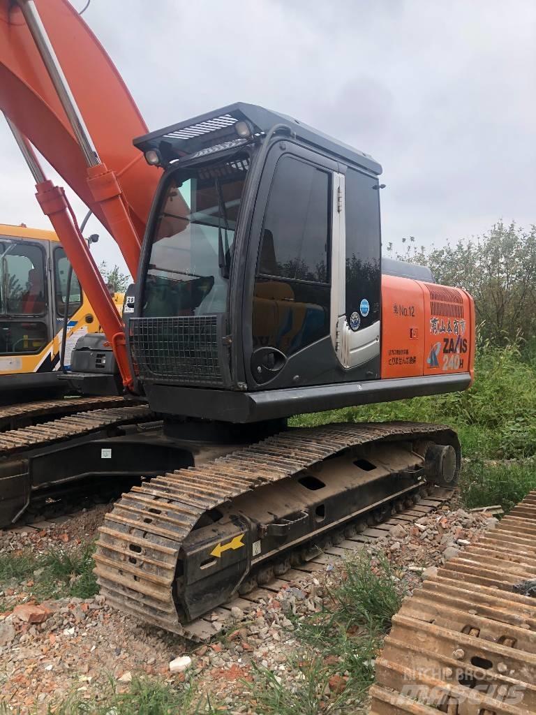 Hitachi ZX 240 Telakaivukoneet