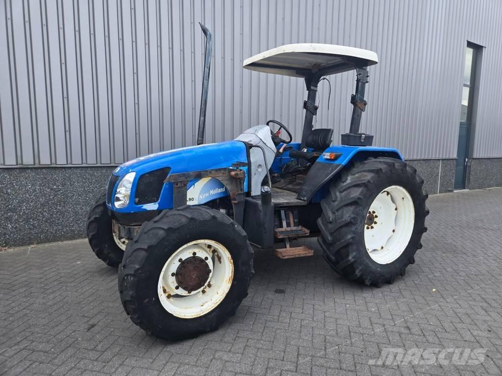 New Holland TL 90 A Traktorit
