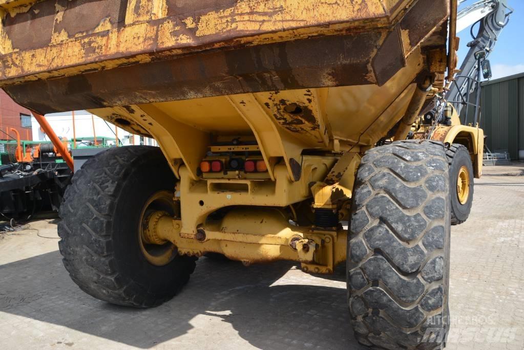 CAT 735 Dumpperit