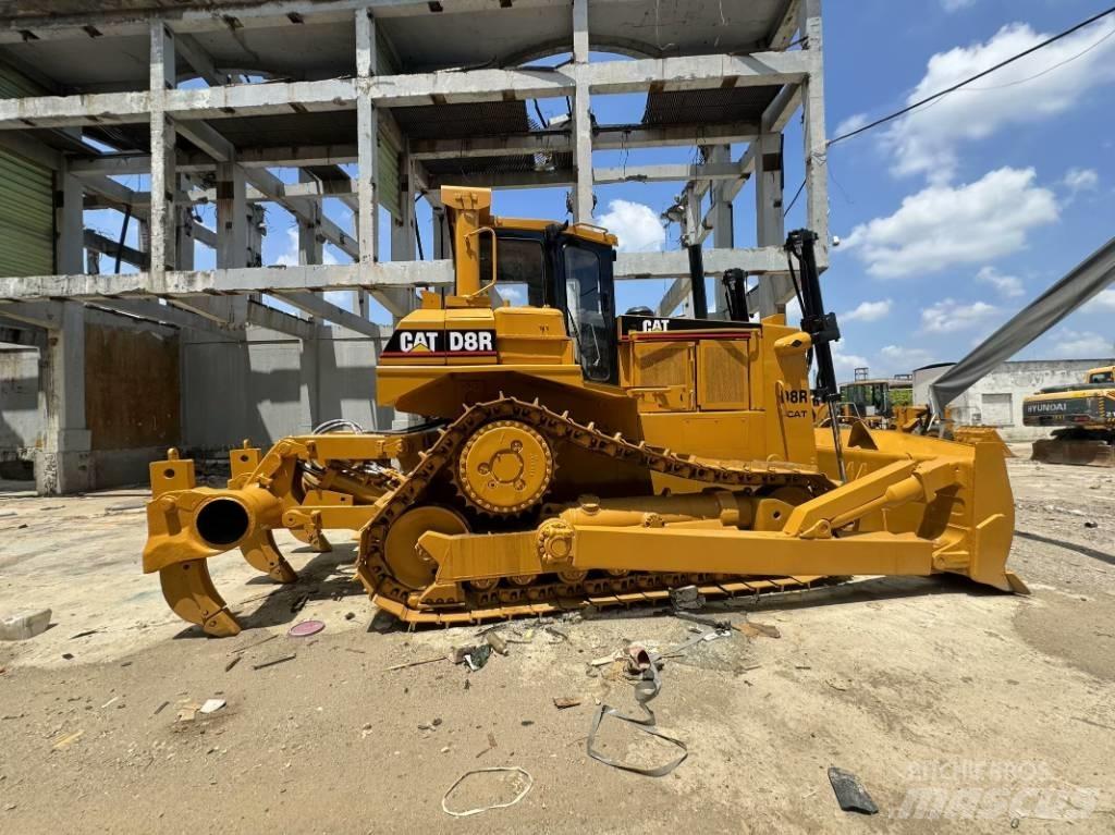 CAT D 7 R Telaketjupuskutraktorit