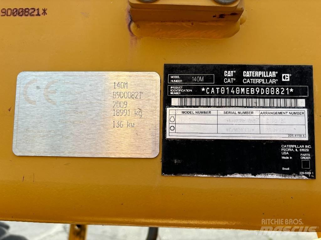 CAT 140 M Tiehöylät