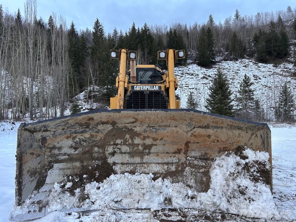 CAT D 8 R Telaketjupuskutraktorit