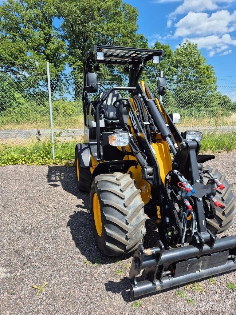JCB 403 Pienkuormaajat