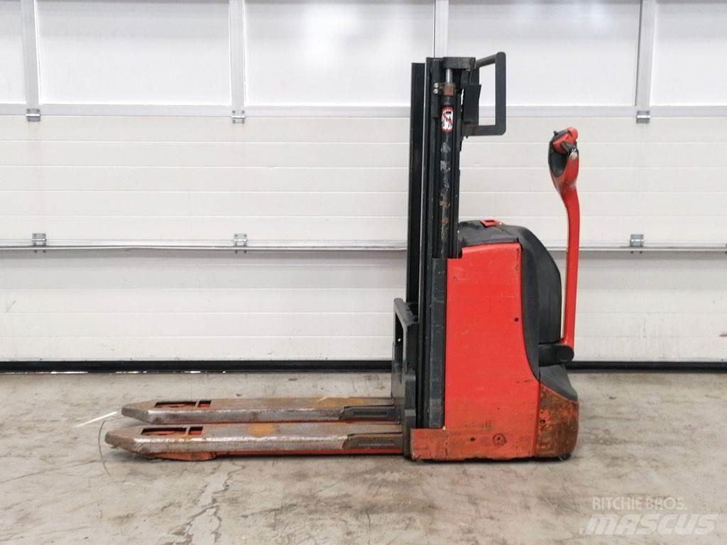 Linde D08 Matalakeräilytrukit