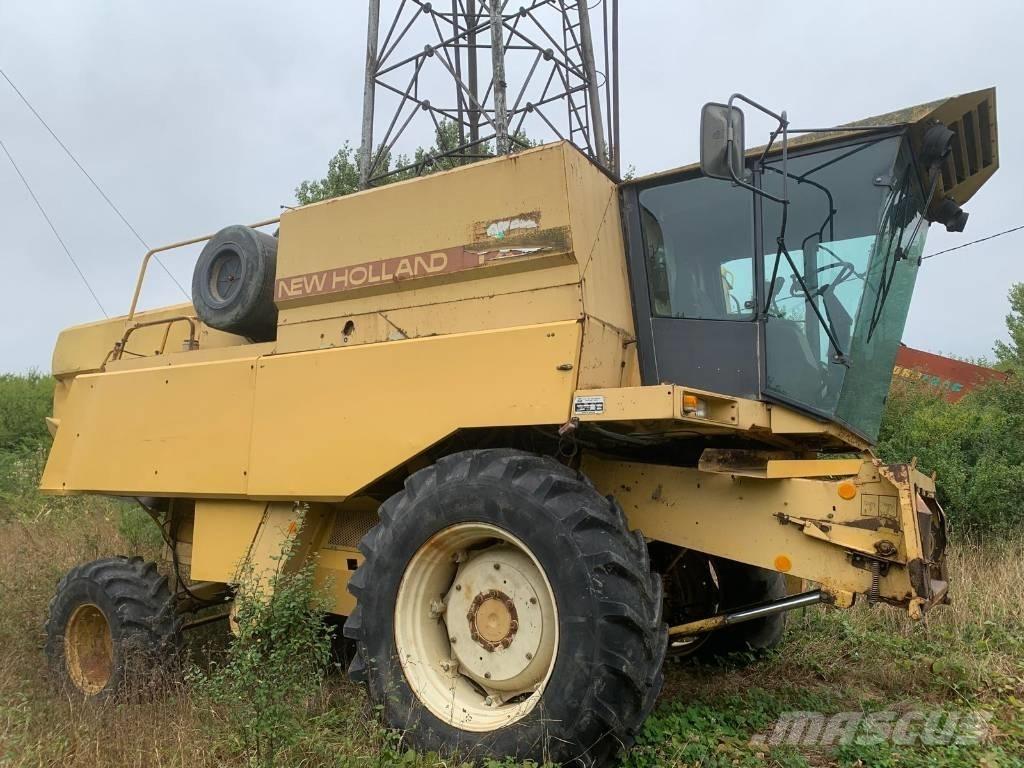 New Holland TX 32 Leikkuupuimurit