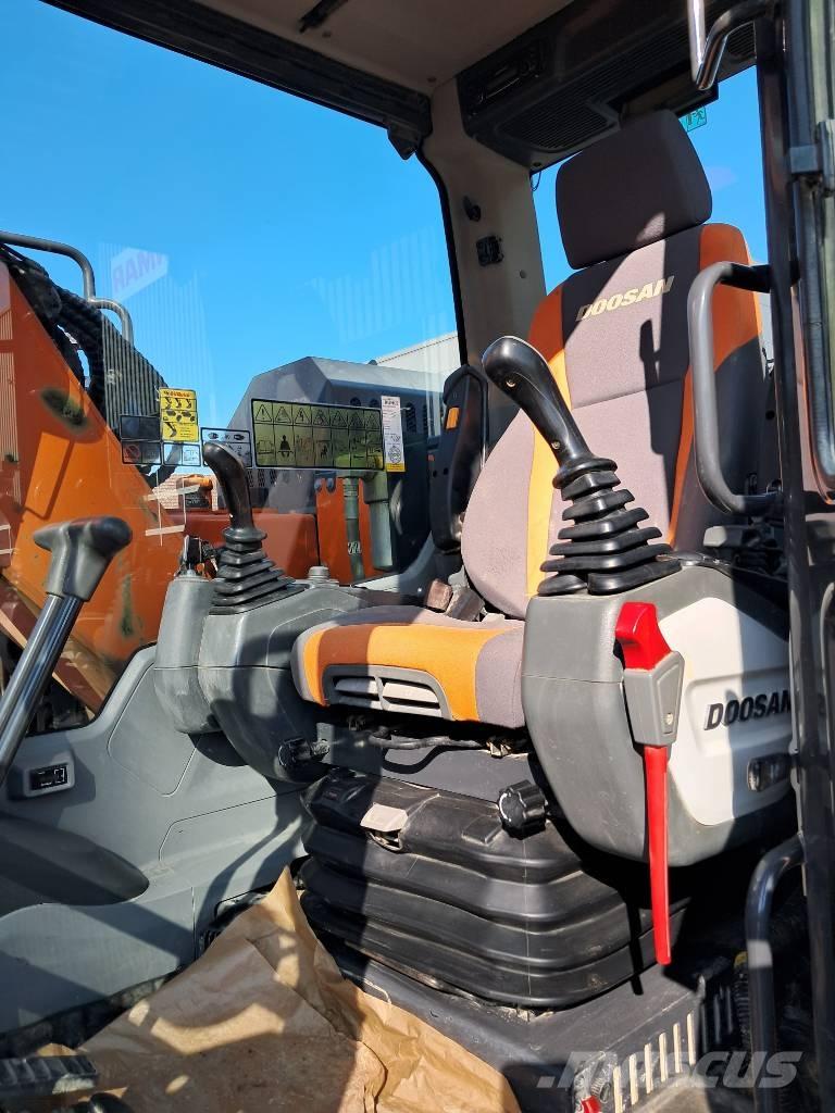 Develon DX 140 LCR-5 Telakaivukoneet
