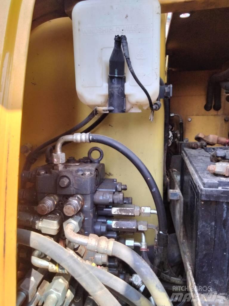 Komatsu PC 56 Minikaivukoneet < 7t
