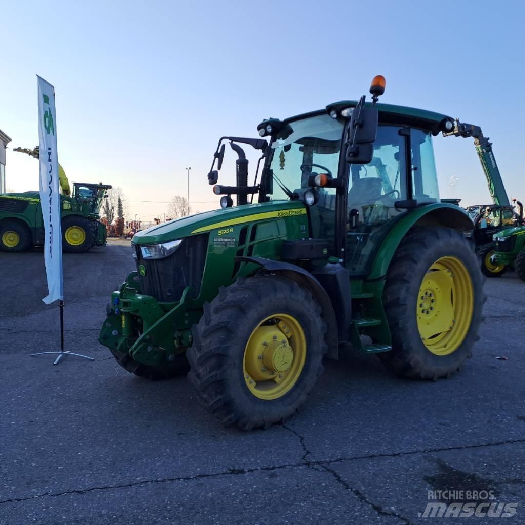 John Deere 5125R Traktorit