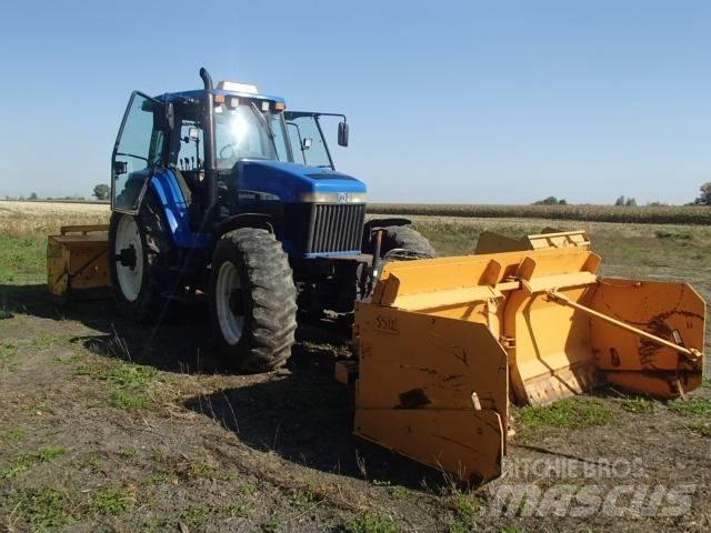 New Holland 8670 Traktorit