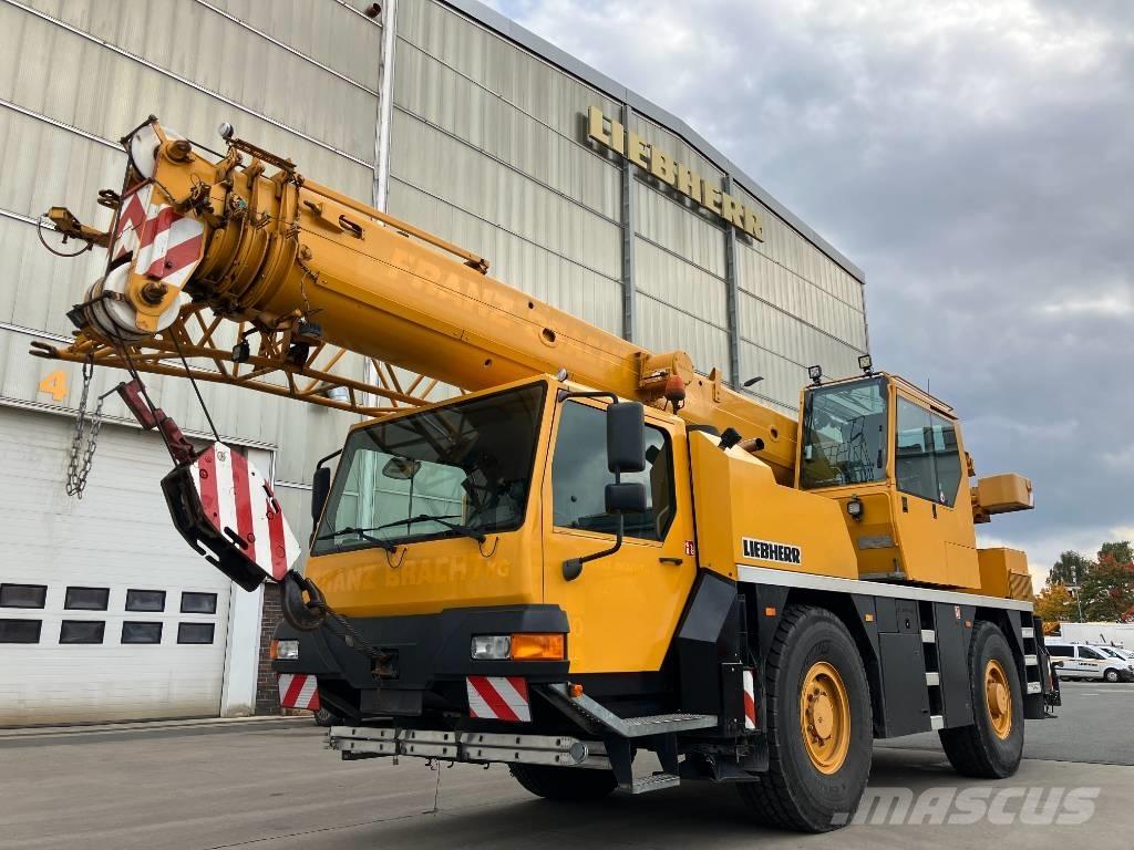 Liebherr LTM 1030-2 Mobiilinosturit