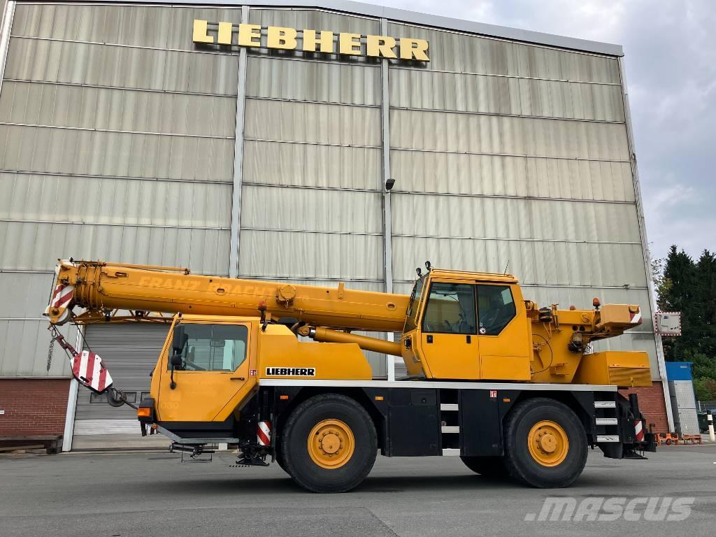 Liebherr LTM 1030-2 Mobiilinosturit