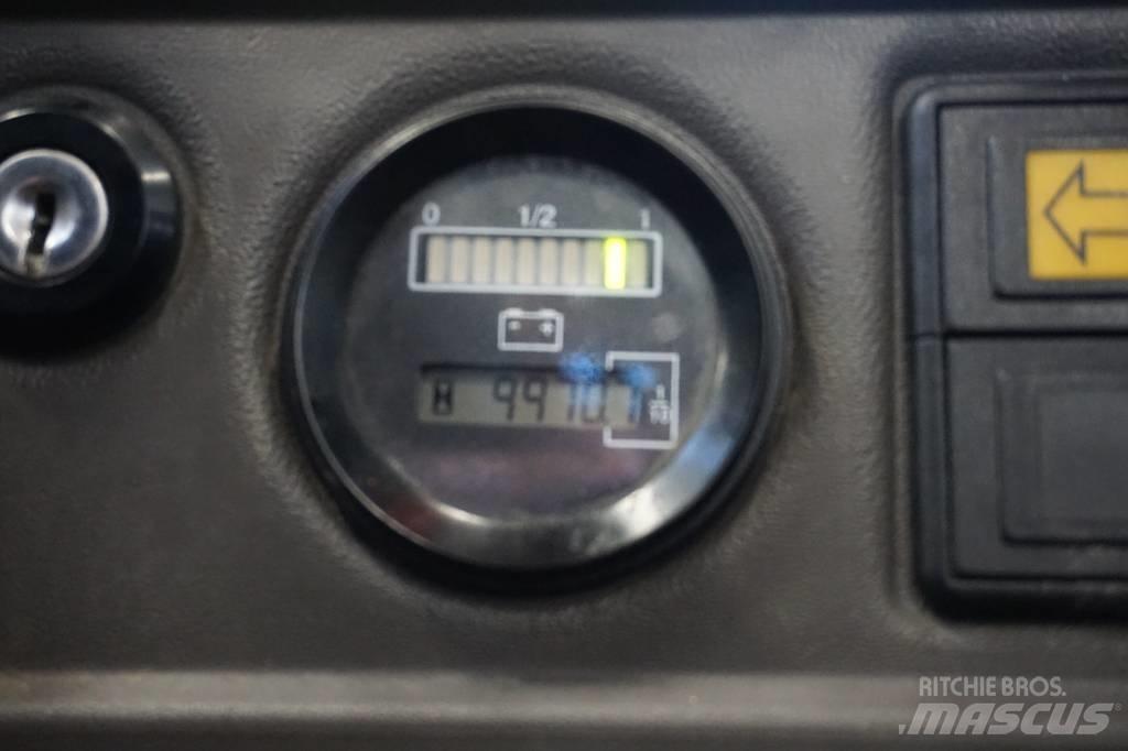 Toyota SRE160L Ajettavat pinoamisvaunut