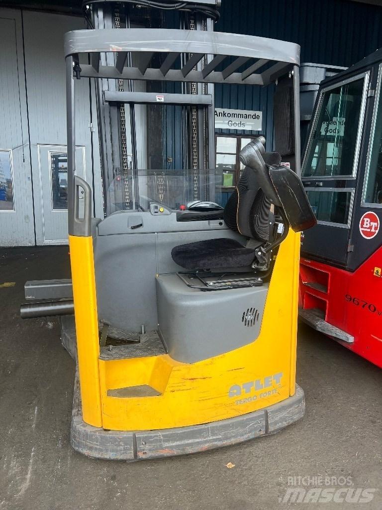 Atlet UFS250 Nelitietrukit