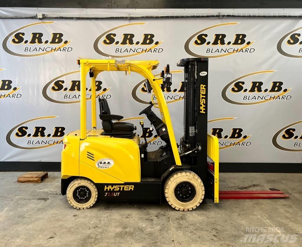 Hyster J 2.5 UT Nestekaasutrukit