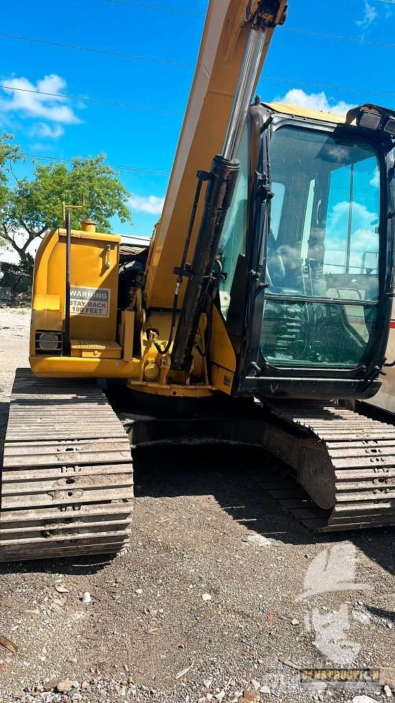 CAT 307 C Telakaivukoneet