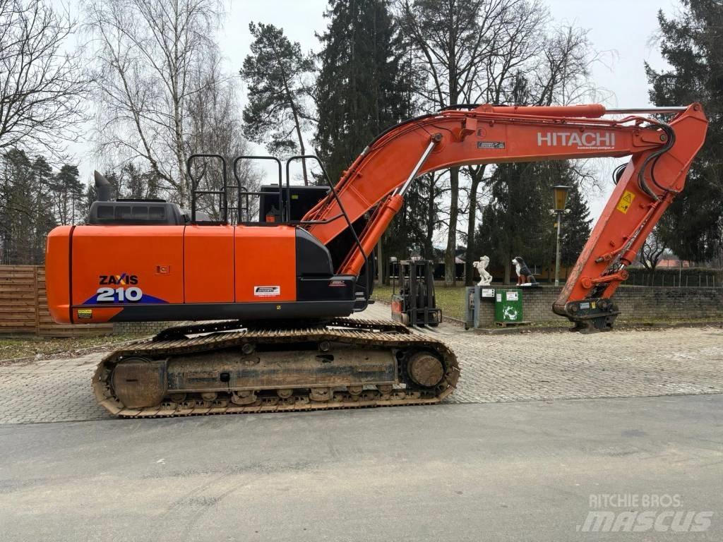 Hitachi ZX 210-6 Telakaivukoneet