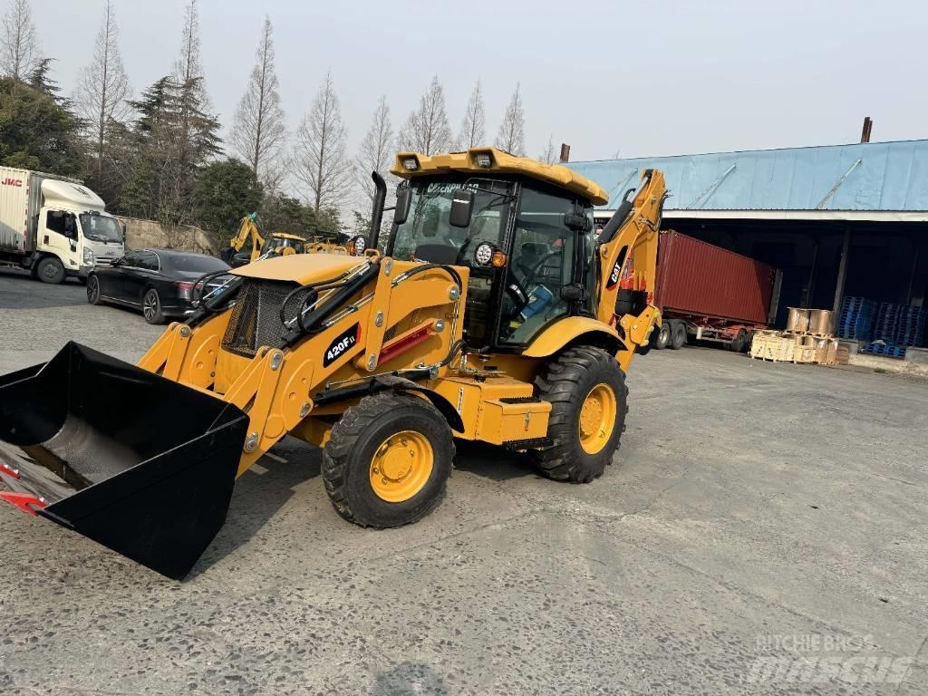 CAT 420 F Kaivurikuormaajat