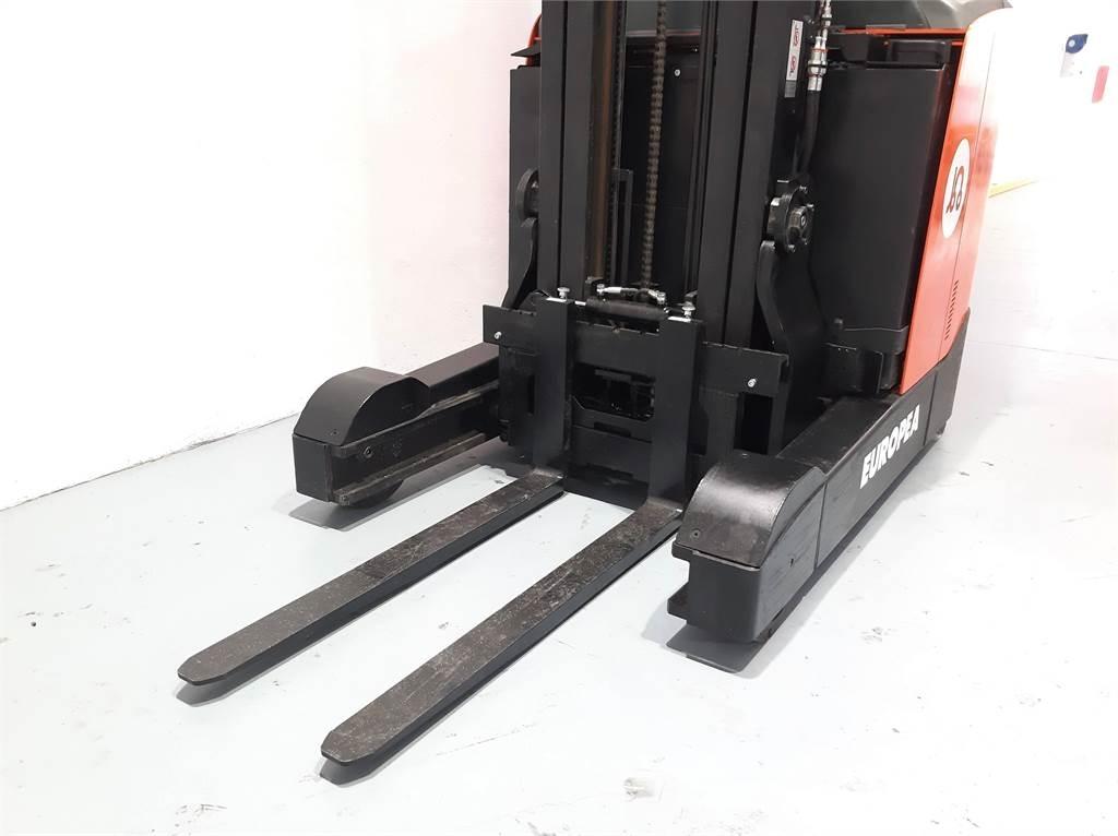 BT RRE 180 E Työntömastotrukit