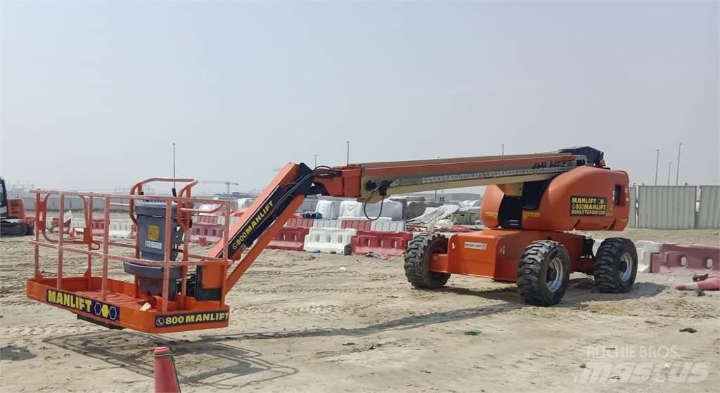 JLG 660SJ Teleskooppipuominostimet