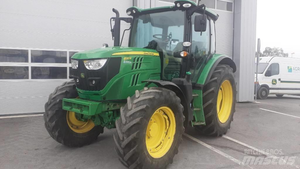 John Deere 6120 R Traktorit