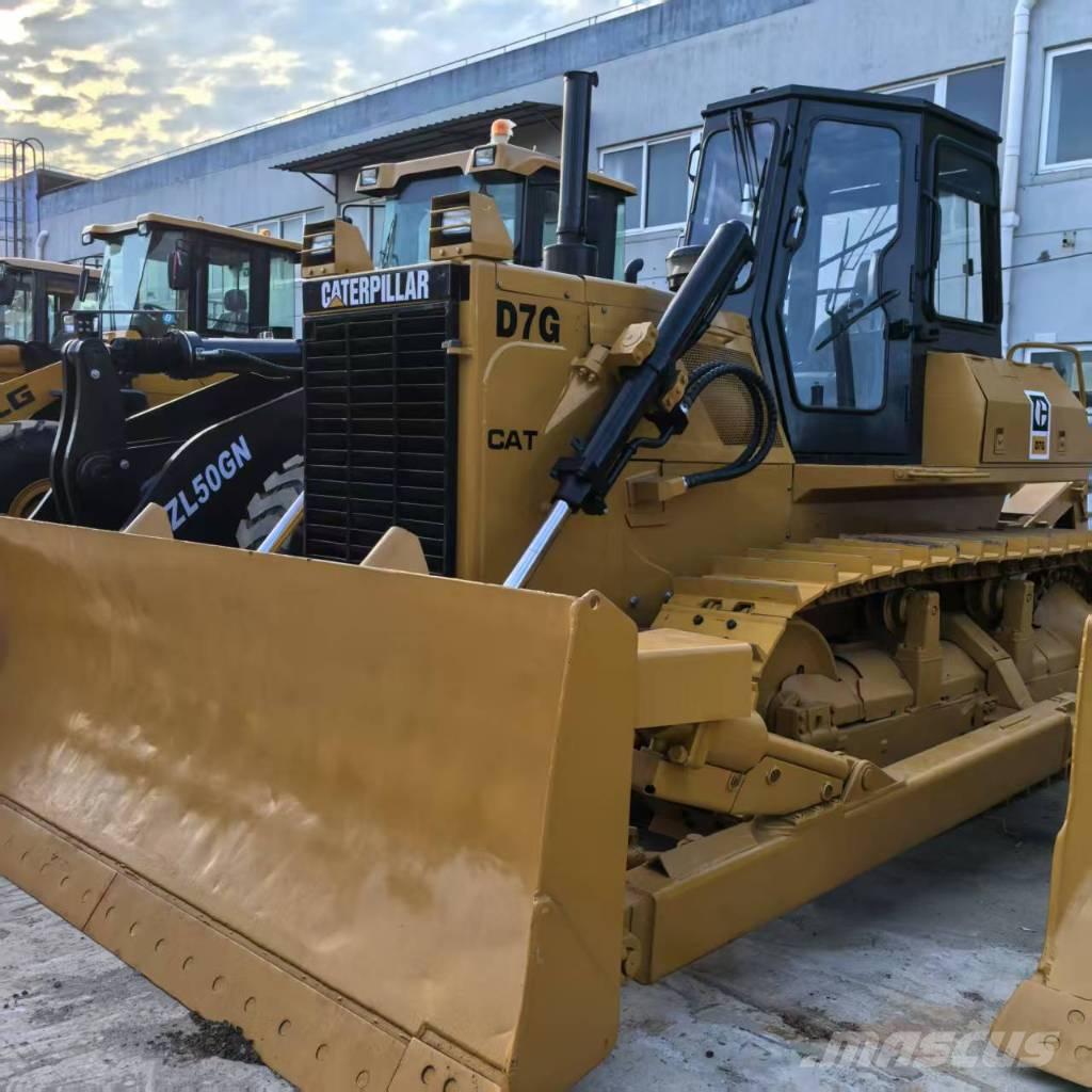 CAT D 7 G Tiehöylät
