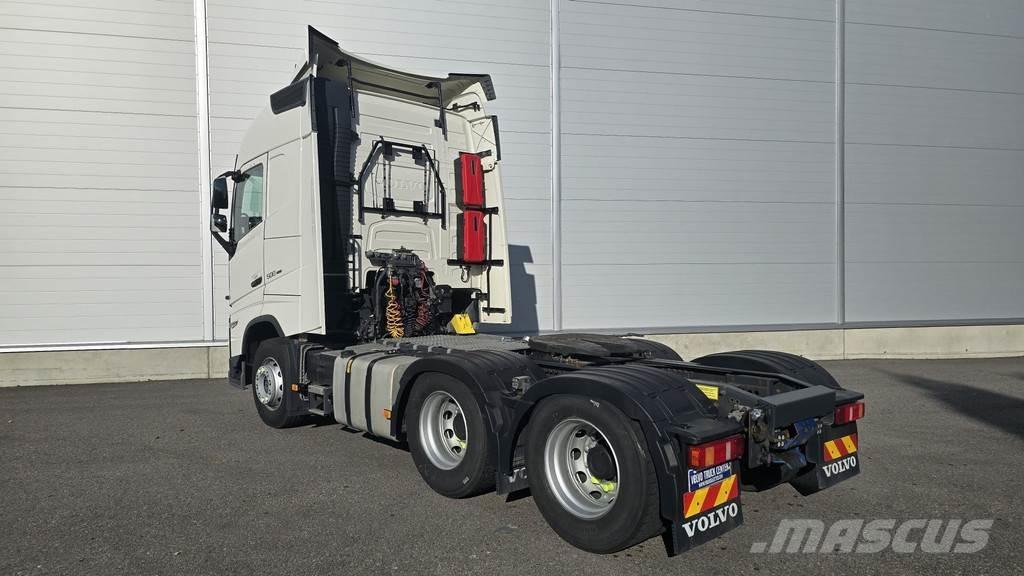 Volvo FH Vetopöytäautot