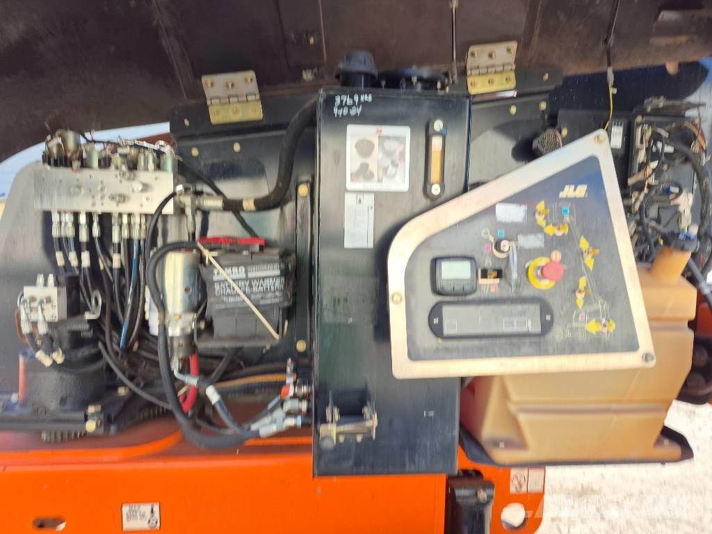 JLG 400 S Teleskooppipuominostimet