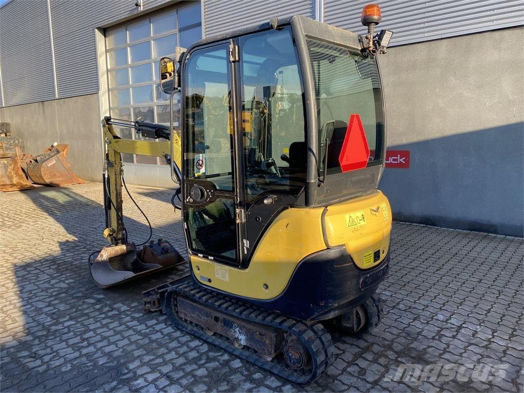 Yanmar SV18 Pyöräkaivukoneet