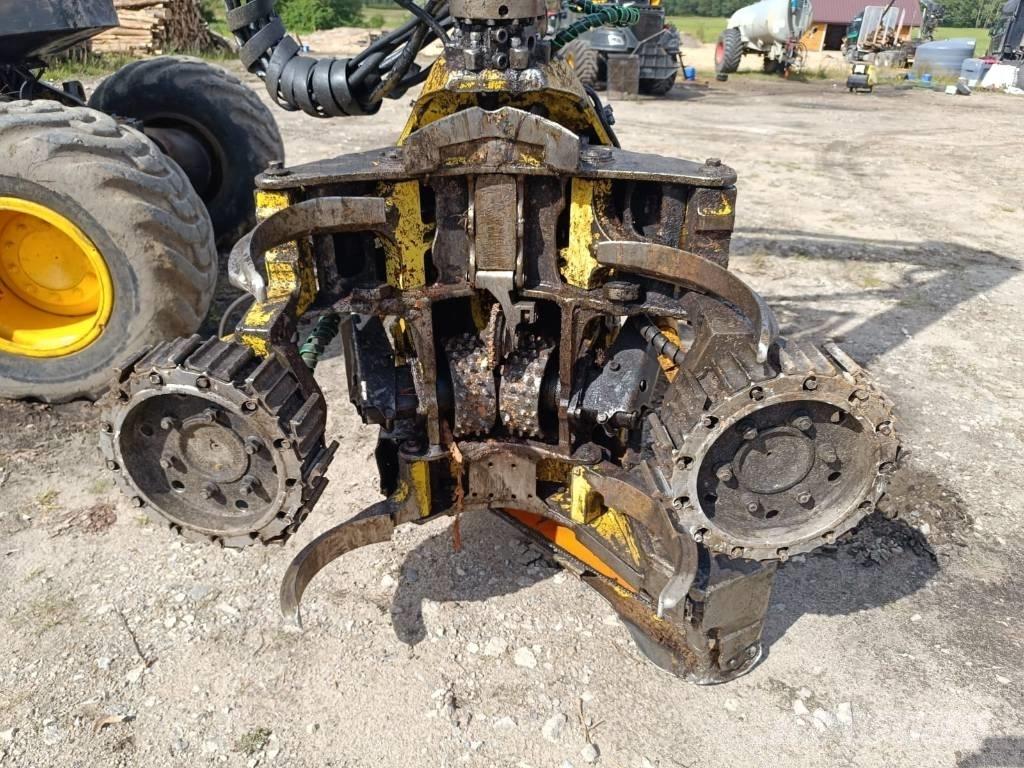 John Deere 1270 D Harvesterit