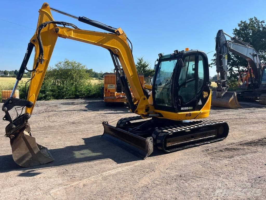 JCB 8085 ZTS Midikaivukoneet 7t - 12t