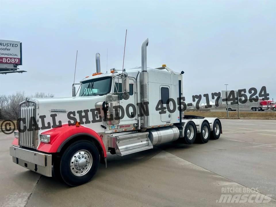 Kenworth W 900 Vetopöytäautot