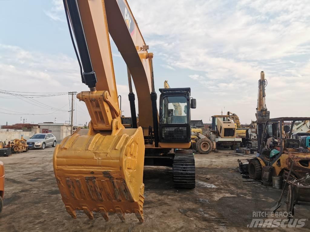 CAT 330DL Telakaivukoneet
