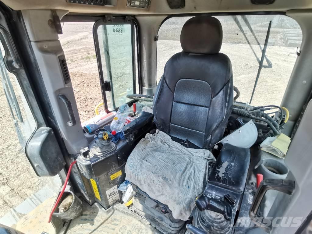 Komatsu D 65 PX-17 Telaketjupuskutraktorit