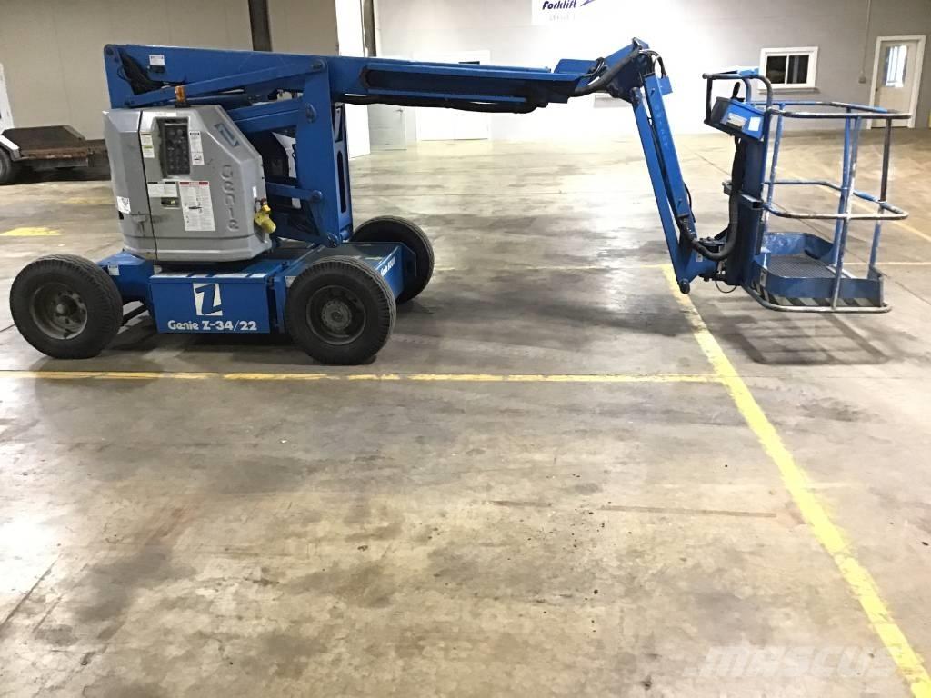 Genie Z 34/22 Kuukulkijat