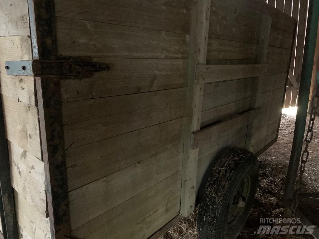  Djurkärra Muut perävaunut